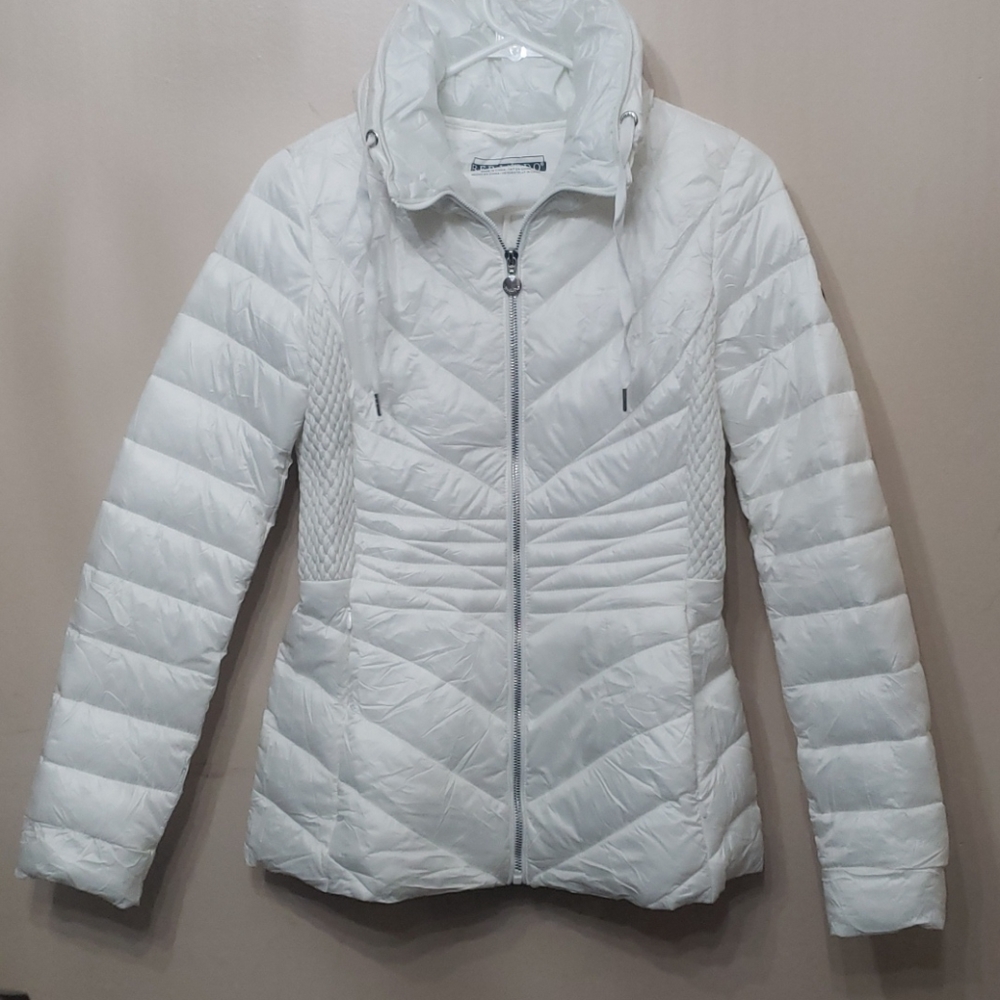 Bernardo Fashions EcoPlume Packable Chevron Puffer